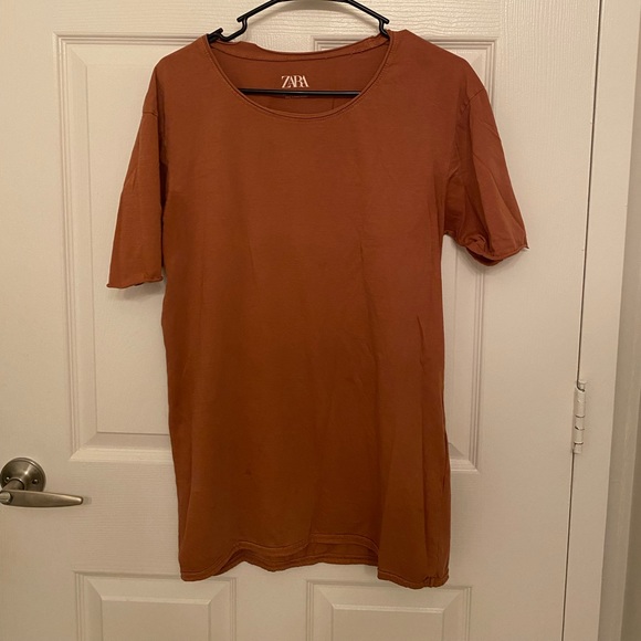 Zara Slim Fit Short Sleeve Tee - Picture 1 of 5